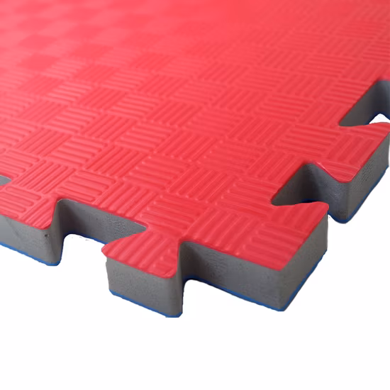 Sport de verrouillage personnalisé MMA Taekwondo Judo Entraînement en mousse EVA Exercice Fitness Lutte Gymnastique Tatami Pilates Yoga Puzzle Gym Rouleau Tapis de sol en caoutchouc pour salle de sport